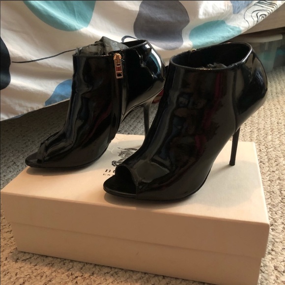 Burberry Peep-toe Heeled Booties - Picture 4 of 6